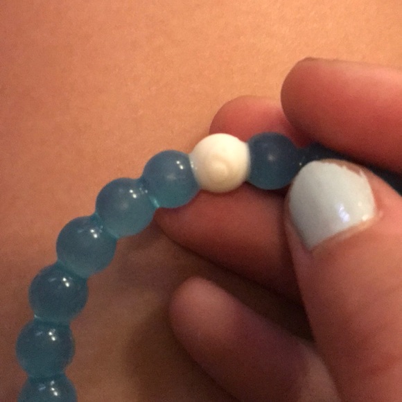 ONE lokai bracelet! - Picture 2 of 4